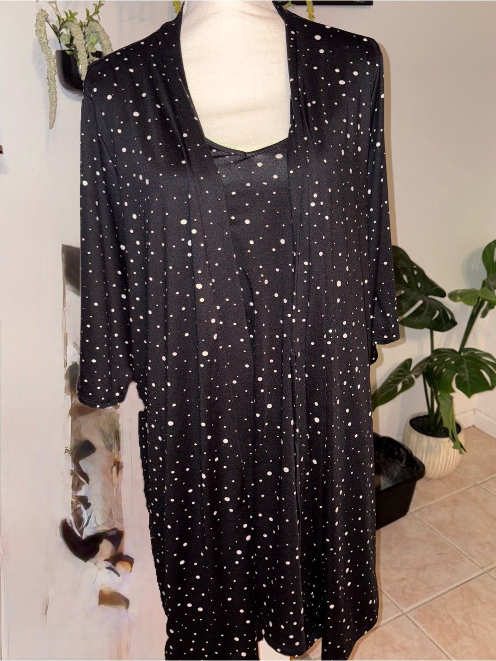 Ambrielle Polka Dot Short Sleeve Chemise/robe